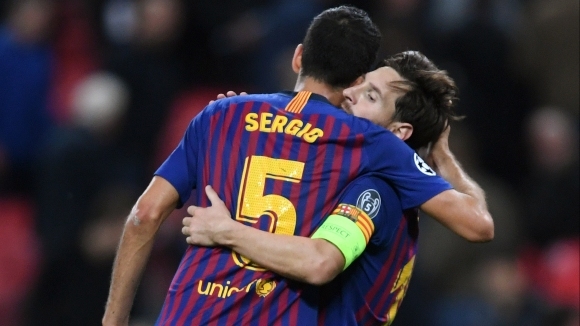 Серхио Бускетс почти винаги остава в сянката на звездните си