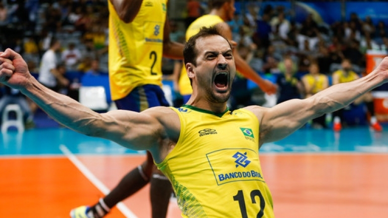 След повече от десетилетие в националния отбор на Бразилия посрещачът