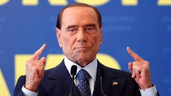 Новият бос на Монца Силвио Берлускони издаде закон в клуба