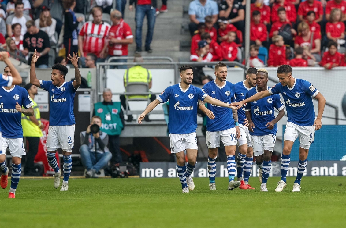 С трети пореден успех в рамките на седмица Шалке 04