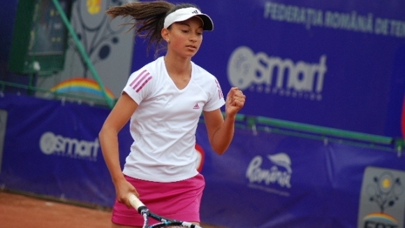 Петя Аршинкова на снимката и Гергана Топалова преодоляха квалификациите на
