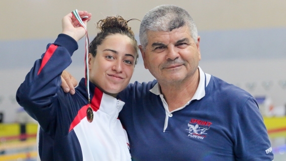 Диана Петкова се класира за полуфиналите на 100 метра свободен