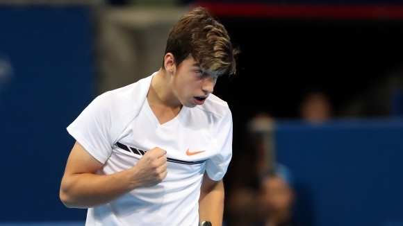 Българинът Адриан Андреев се класира за четвъртфиналите на турнира по