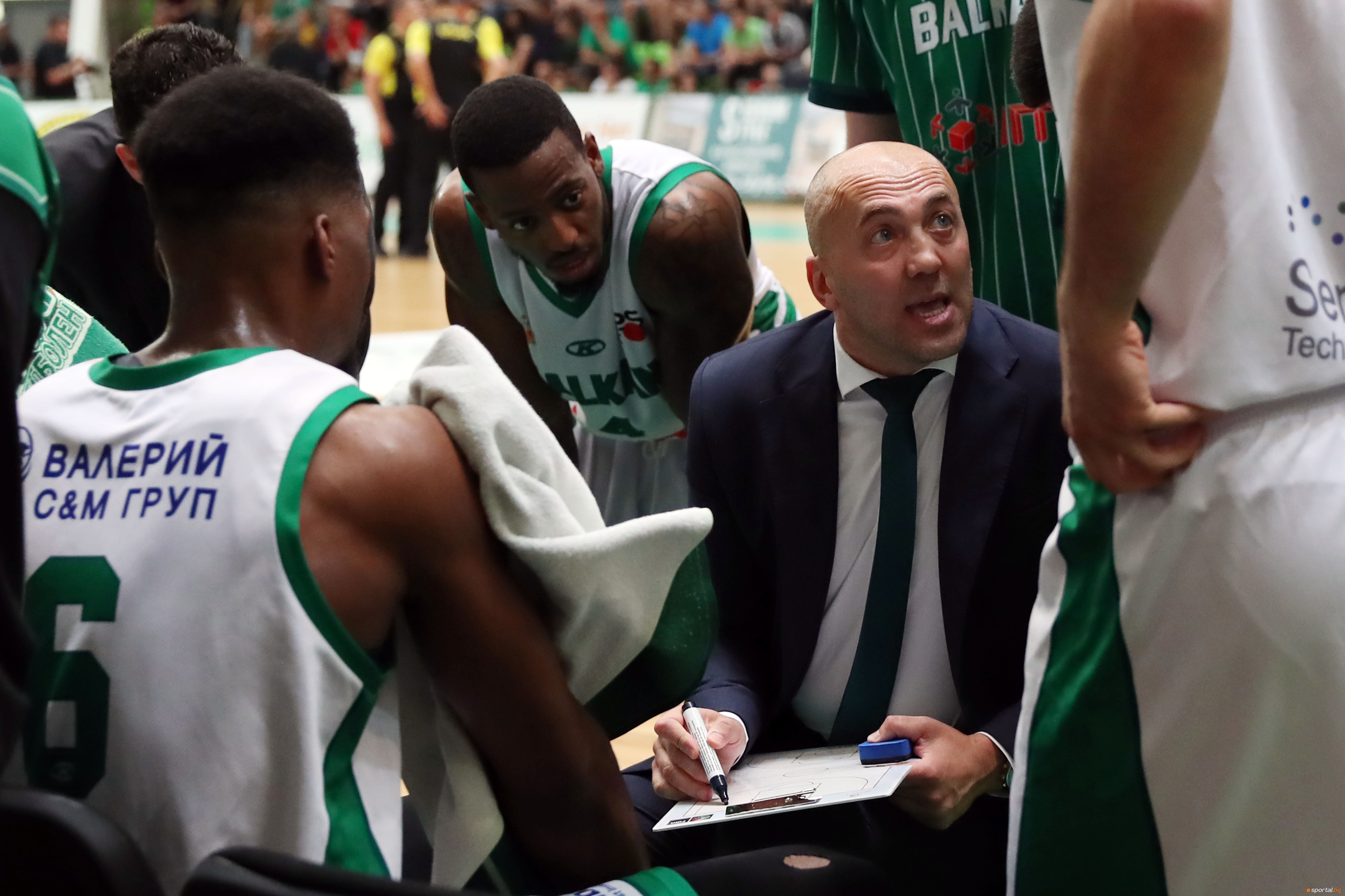 Отборът на Балкан Ботевград загуби домакинството си на Ден Бош