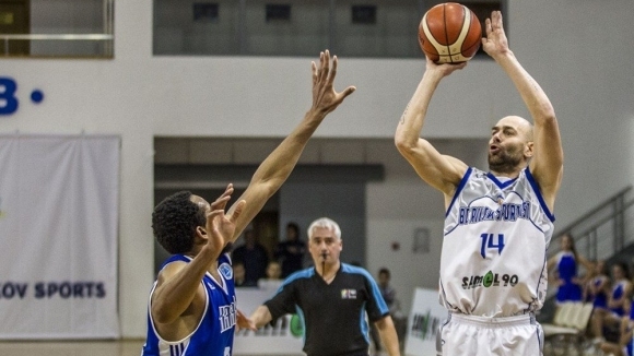 Носителят на купата на България по баскетбол Рилски спортист победи