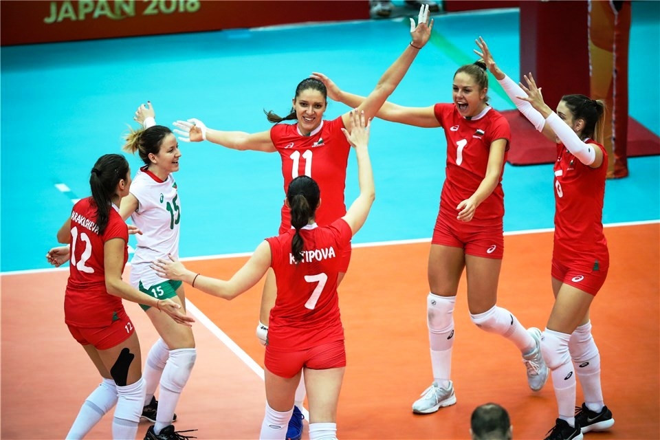 Волейболистките от националния отбор на България завършиха с победа участието