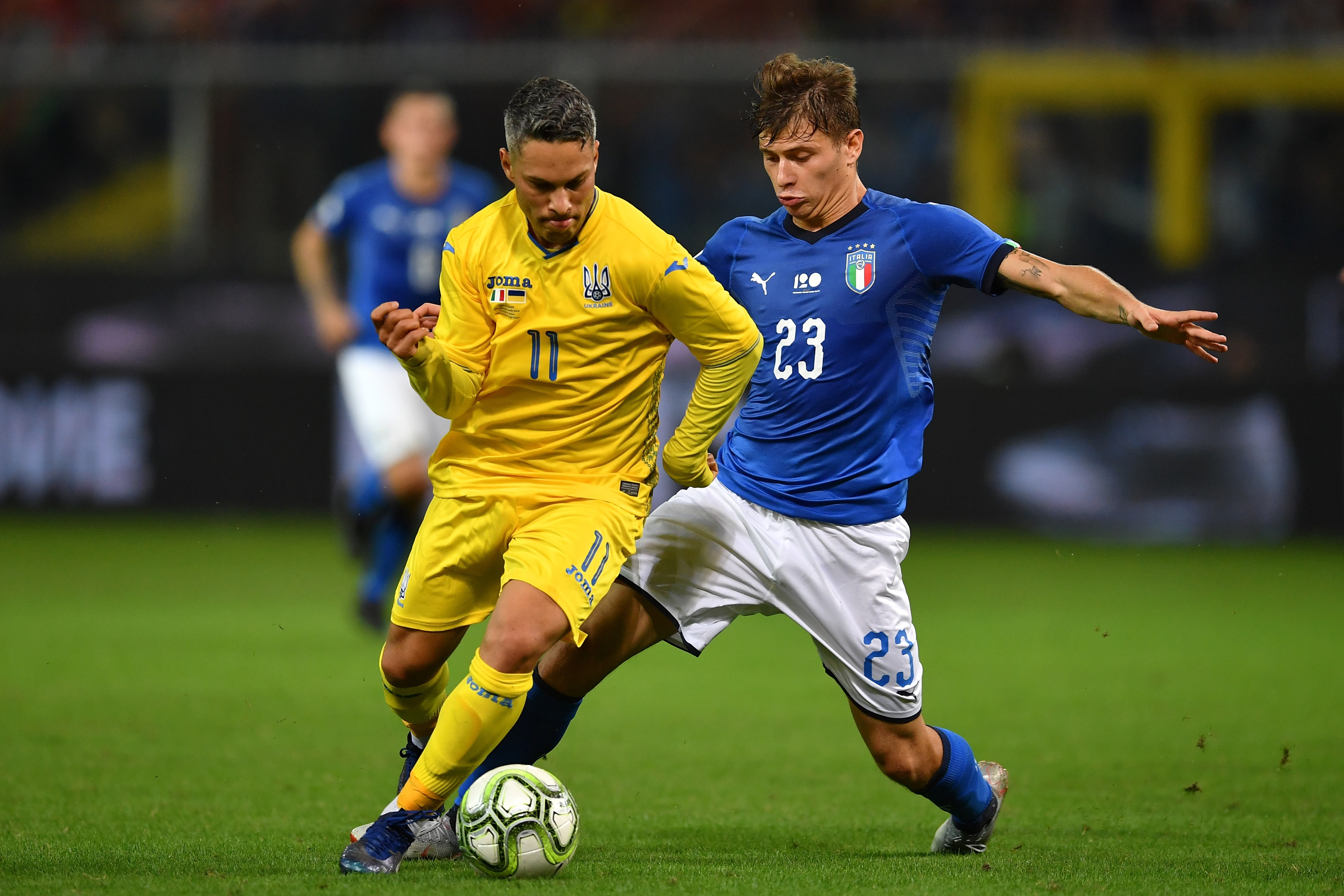Националният отбор по футбол на Италия продължава продължи неубедителните си