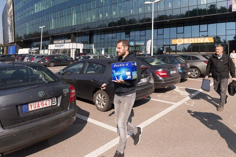 Националното следствие на Белгия призова и разпита най влиятелният футболен мениджър