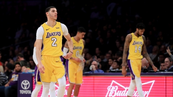 Генералният мениджър на Лос Анджелис Лейкърс Роб Пелинка обяви че