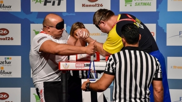 Осем медала спечелиха българските състезатели в четвъртия ден от Световното