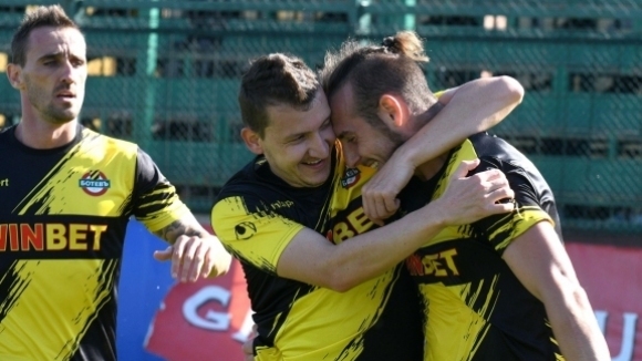 Отборите на Ботев Пловдив и Черно море се изправят в