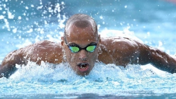 Най добрият български плувец Антъни Иванов спечели златото в коронната си