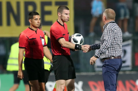 Българският съдия Георги Кабаков отново получи престижно назначение от УЕФА