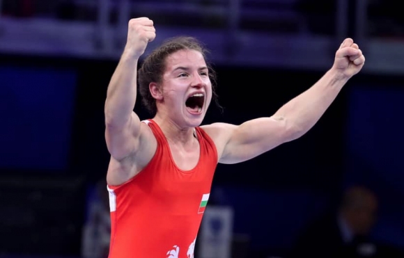 Биляна Дудова спечели сребърен медал в категория до 57 килограма