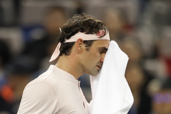 Роджър Федерер се класира за полуфиналите на домашния турнир в
