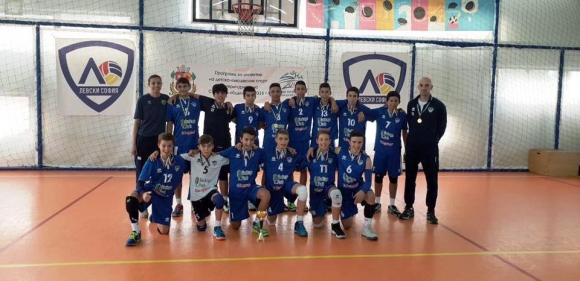 Волейболният отбор на Левски записа две победи над Славия в