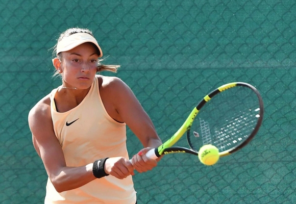 Шампионката на България по тенис за жени Петя Аршинкова отпадна