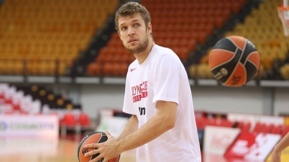 Олимпиакос Пирея гостува на Арис Солун в мач от гръцкото