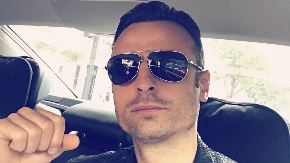 Димитър Бербатов изглежда си пада по Хелоуин и това си