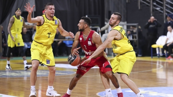 Във връзка с домакинството на Левски Лукойл тази вечер на