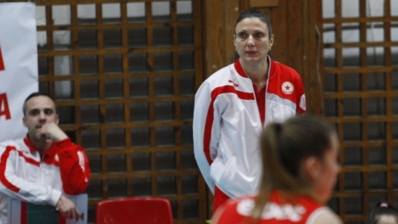 ЦСКА започна с победа волейболното първенство при жените. Червените надиграха