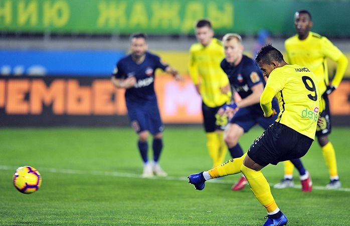 Националът Петър Занев пропусна заради травма гостуването на Енисей на