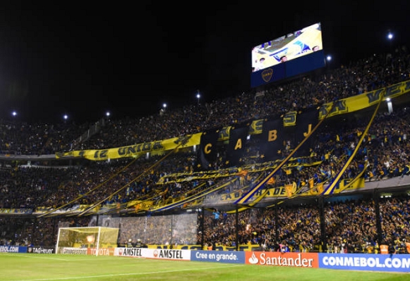 Финалът на Копа Либертадорес в който Бока Хуниорс и Ривър