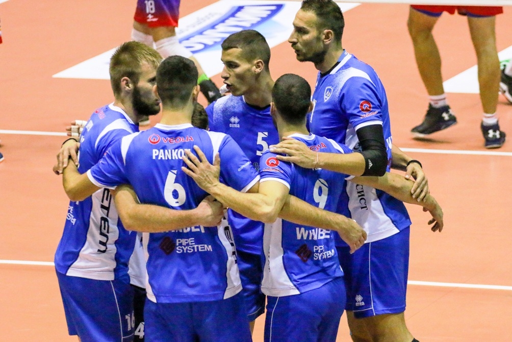Волейболният отбор на Левски успя да запише трета победа в
