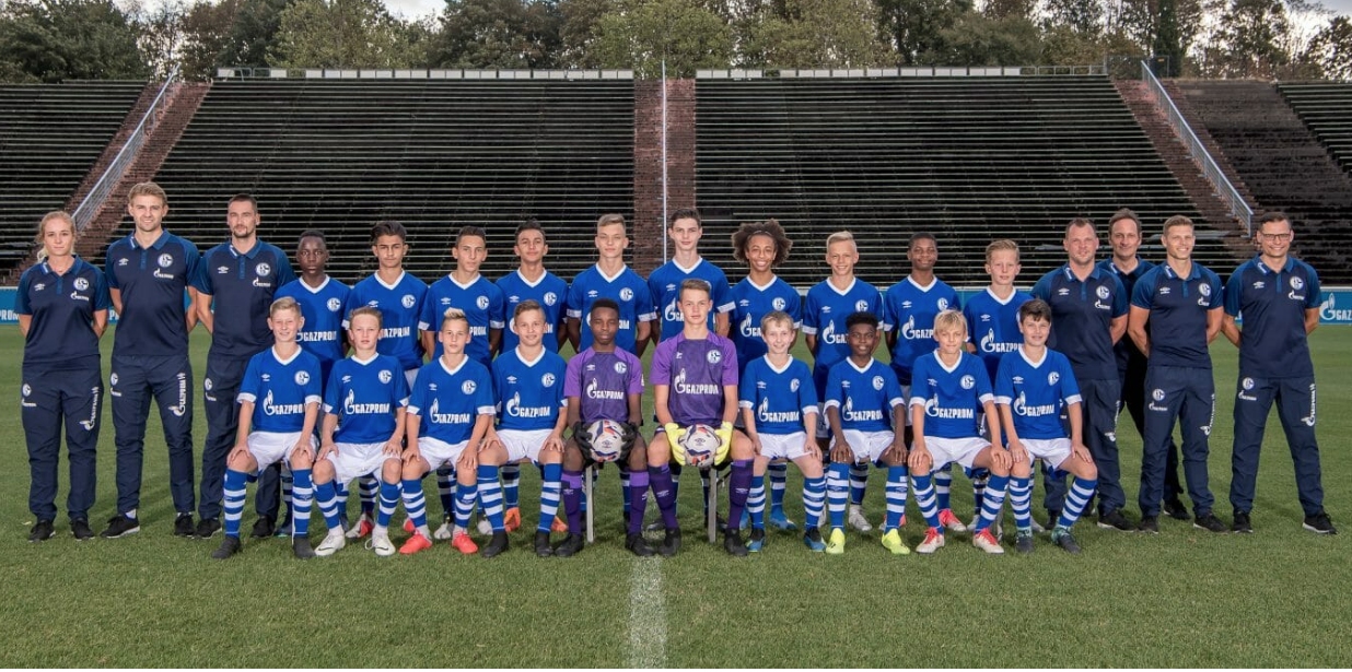 От лятото насам в школата на Шалке 04 се подвизава