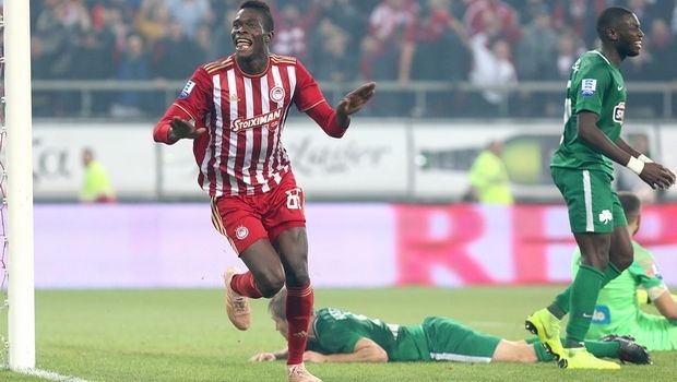 Вратарят на Панатинайкос Сократис Диудис направи чудеса от храброст в