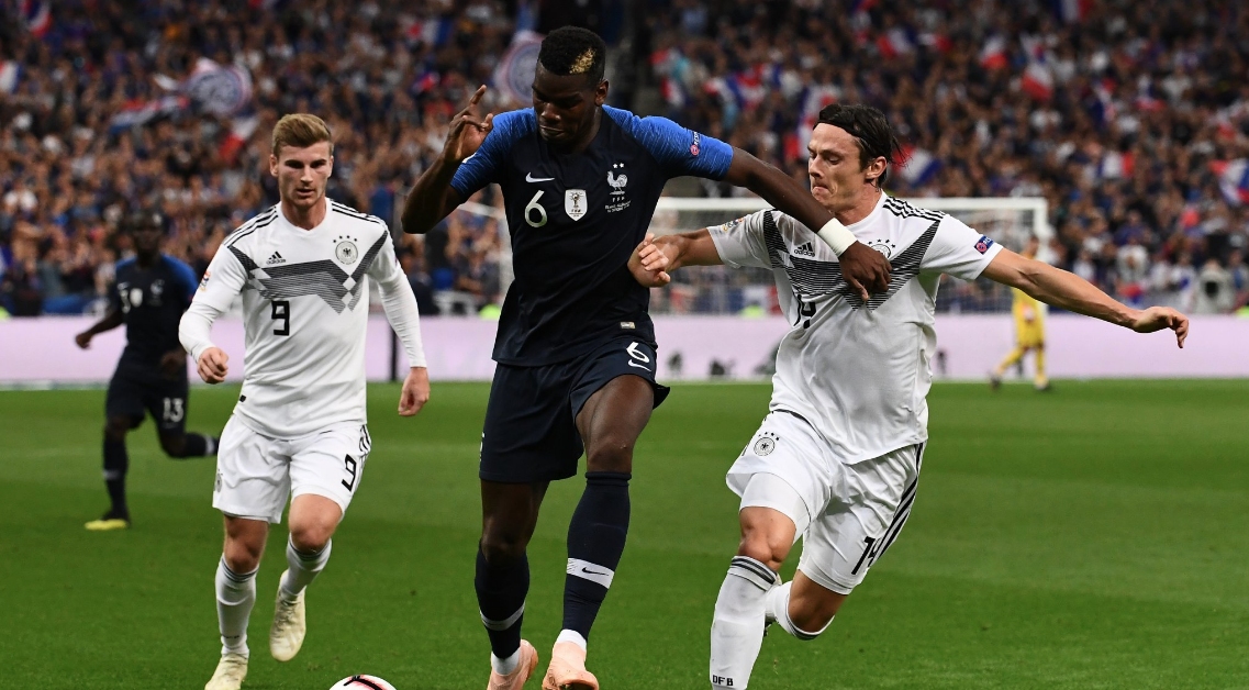 Играчите на Манчестър Юнайтед Антони Марсиал и Пол Погба отпаднаха