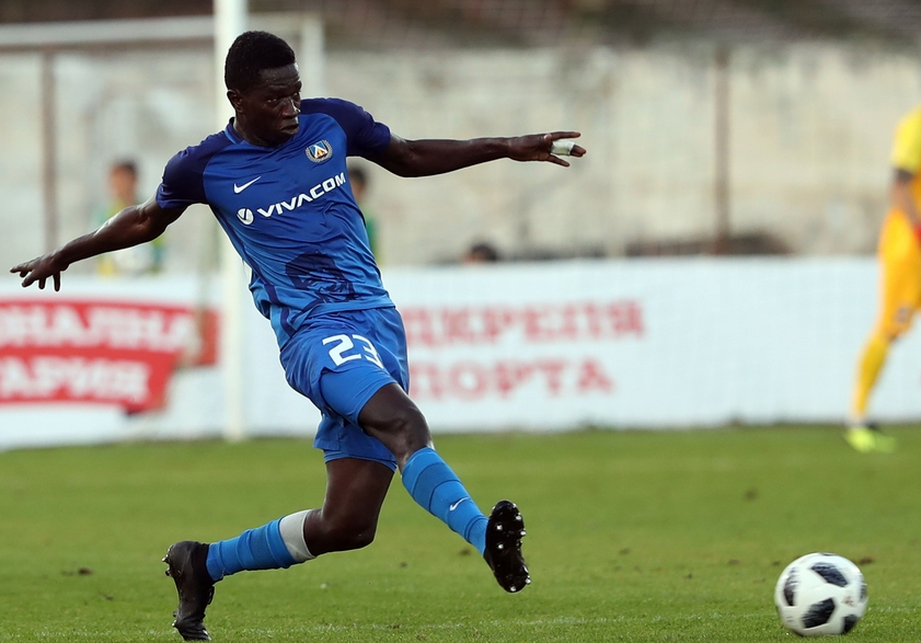 Един от любимците на феновете на Левски Кали Тиам е