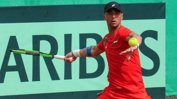 Димитър Кузманов преодоля първия кръг на турнира по тенис в
