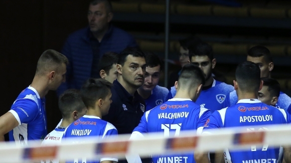 За пръв път в историята на българския професионален волейбол баща