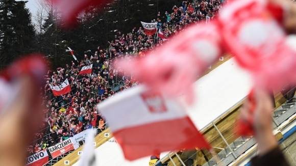Световният шампион Полша спечели отборното състезание от Световна купа по