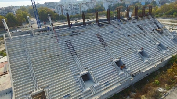Строежът на бившия стадион Юрий Гагарин във Варна напредва Това