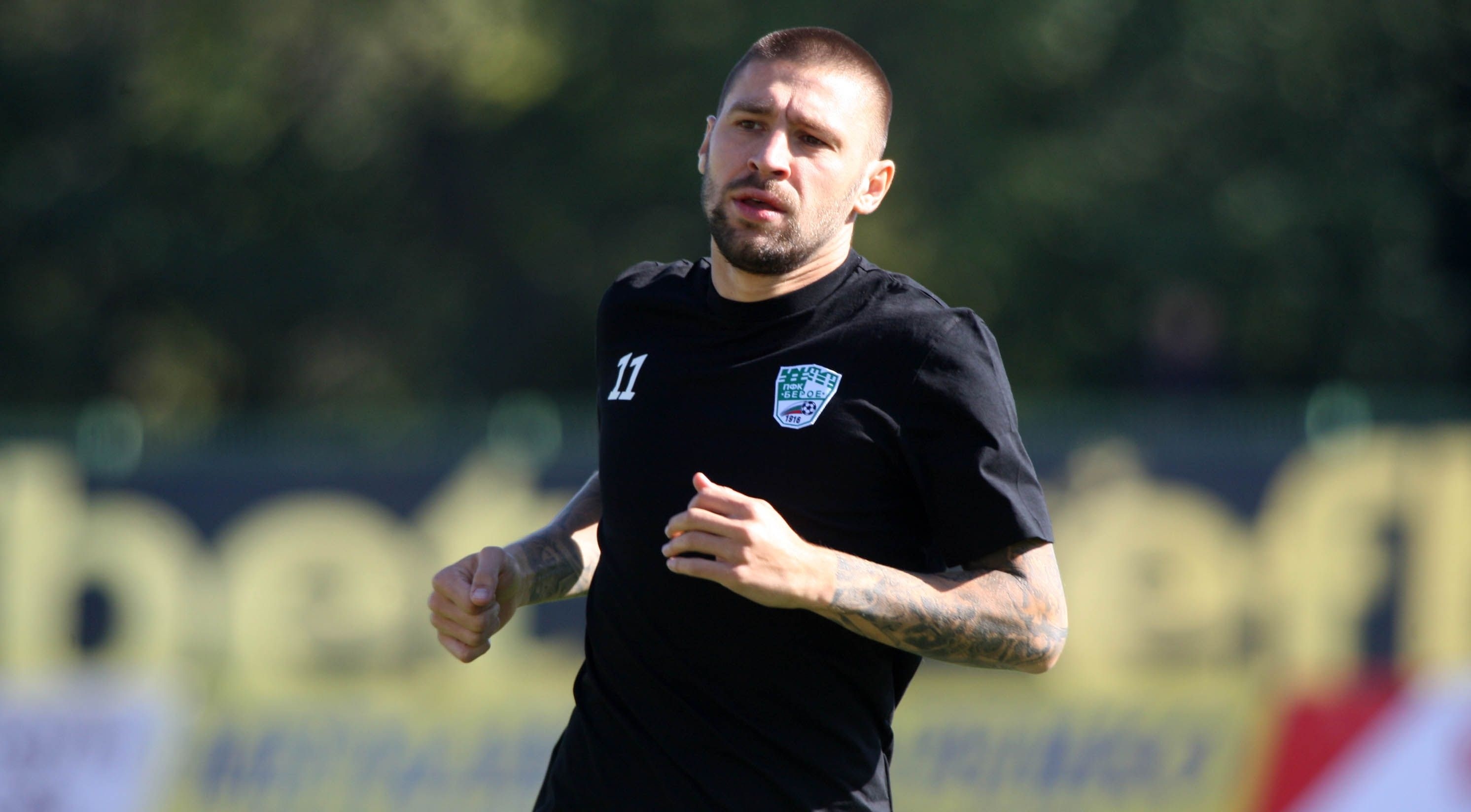 Берое ще предложи нов договор на защитника Иван Бандаловски Настоящият