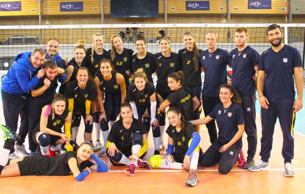 Тази вечер от 21 00 б в в зала Пале де Спор