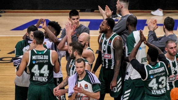 В Атина Панатинайкос се наложи над гостуващия Барселона със 76 70