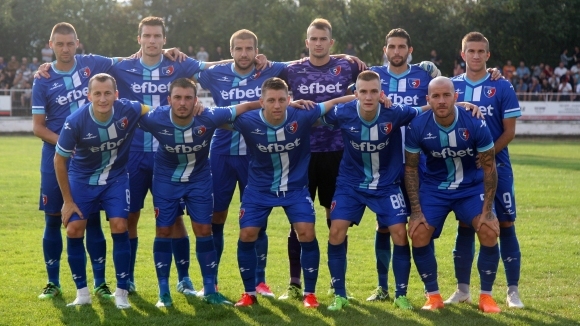 Футболистите от Струмска слава Радомир се надяват да играят полуфинал
