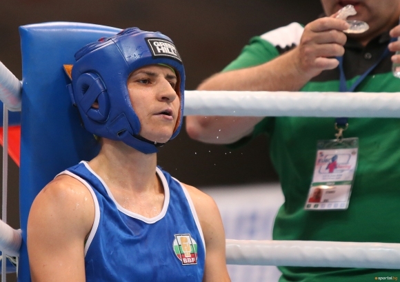 Стойка Петрова спечели сребърен медал за България от световното първенство