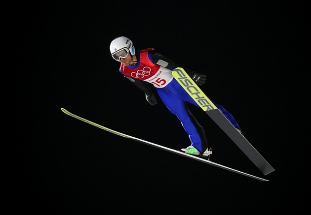 Най добрият ни състезател по ски скок Владимир Зографски се представи