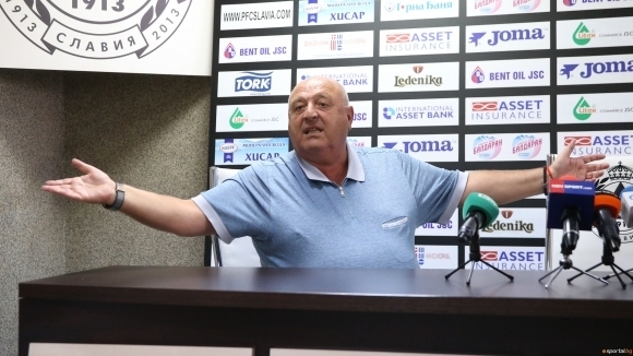 Президентът на Славия Венцеслав Стефанов опроверга информациите че може да