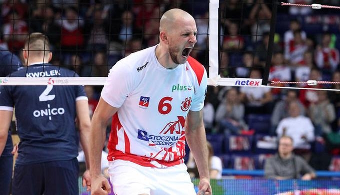 Голямата звезда на полския волейбол Бартош Курек вече напусна потъващия