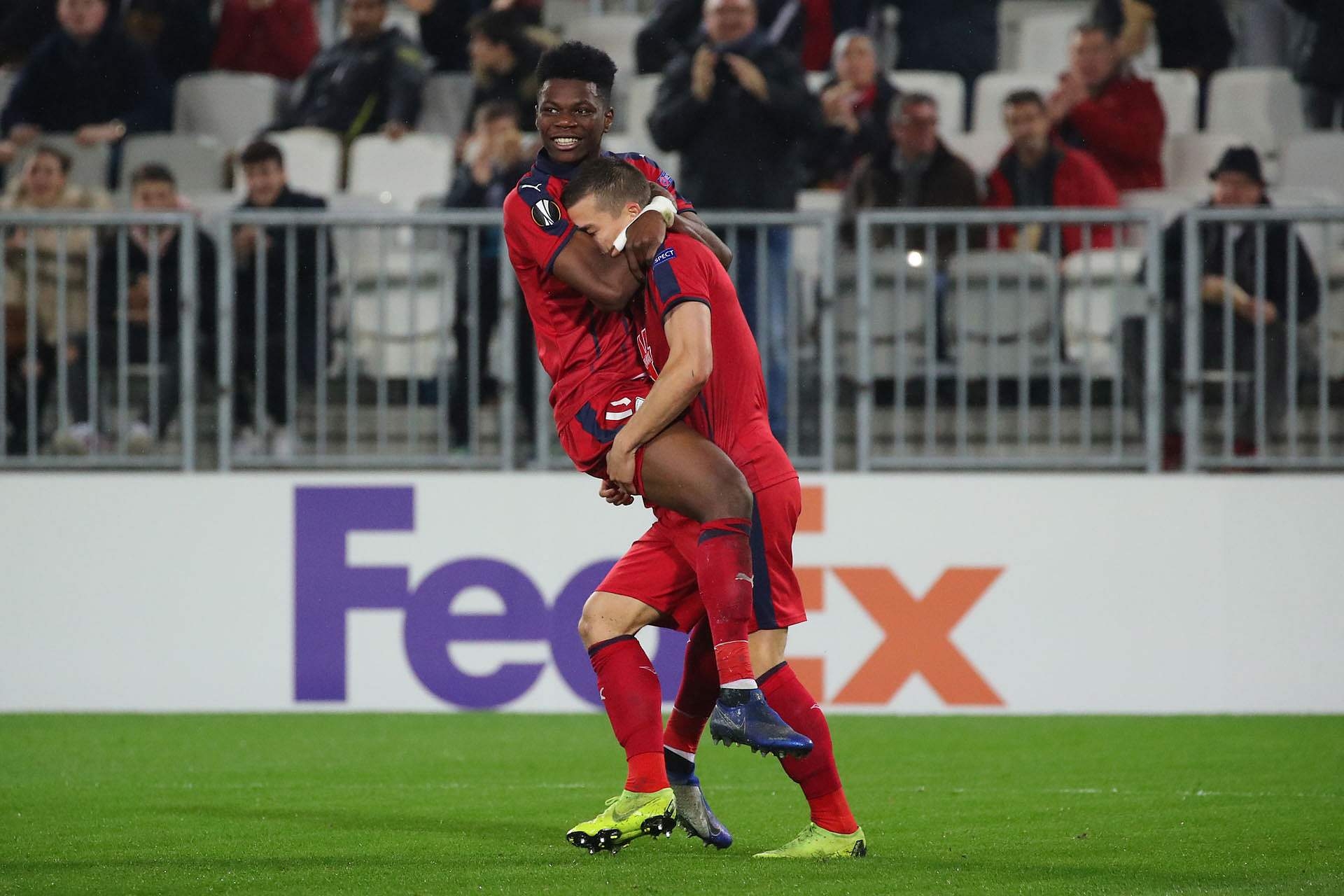 Два гола през второто полувреме донесоха на Бордо първа победа