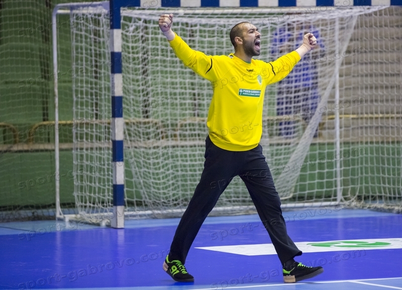 Мъжкият хандбален отбор на Чардафон Габрово записа 3 а поредна победа