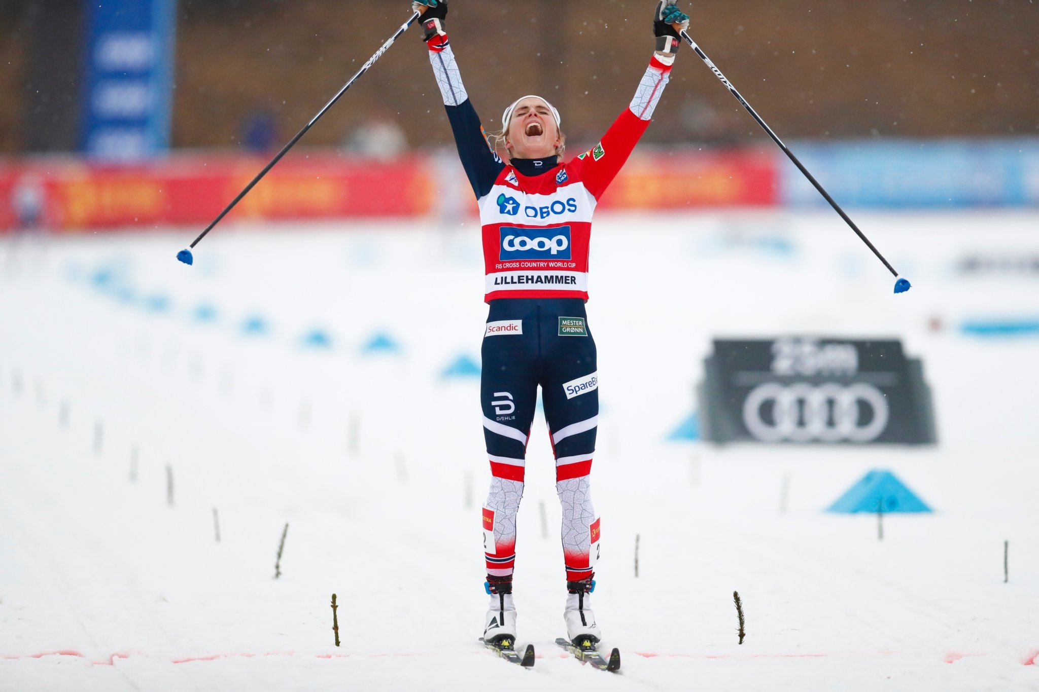 Норвежката Терезе Йохауг спечели преследването на 10 километра класически стил