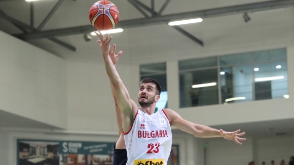 Гардът на България Станимир Маринов сподели че френските баскетболисти са