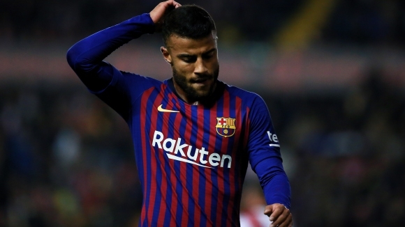 Полузащитникът на Барселона Рафиня Алкантара претърпя операция на коляното и