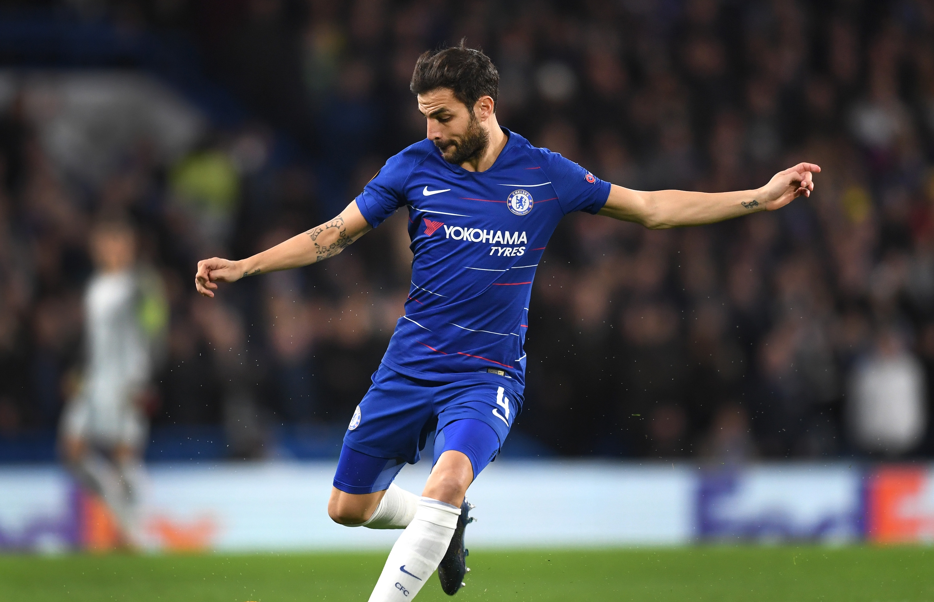 Валенсия също има сериозен интерес към Сеск Фабрегас чийто контракт